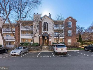 1535 LINCOLN WAY, Unit 102, MCLEAN, VA 22102