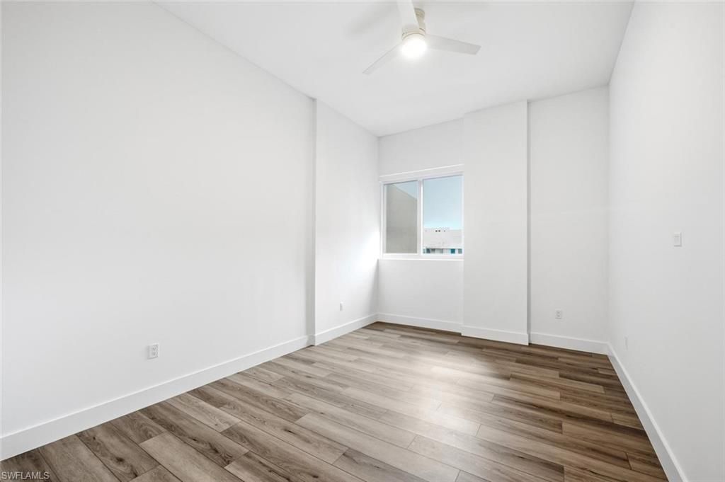 1950 Mayfair St, Unit PH8, Naples, FL 34104 Photo