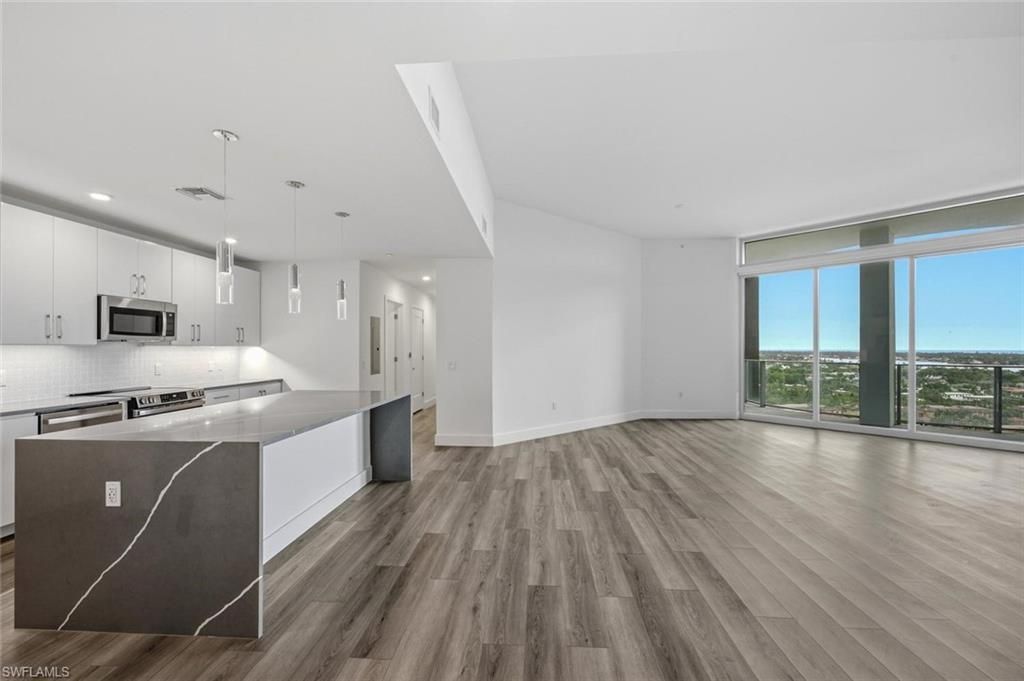 1950 Mayfair St, Unit PH8, Naples, FL 34104 Photo