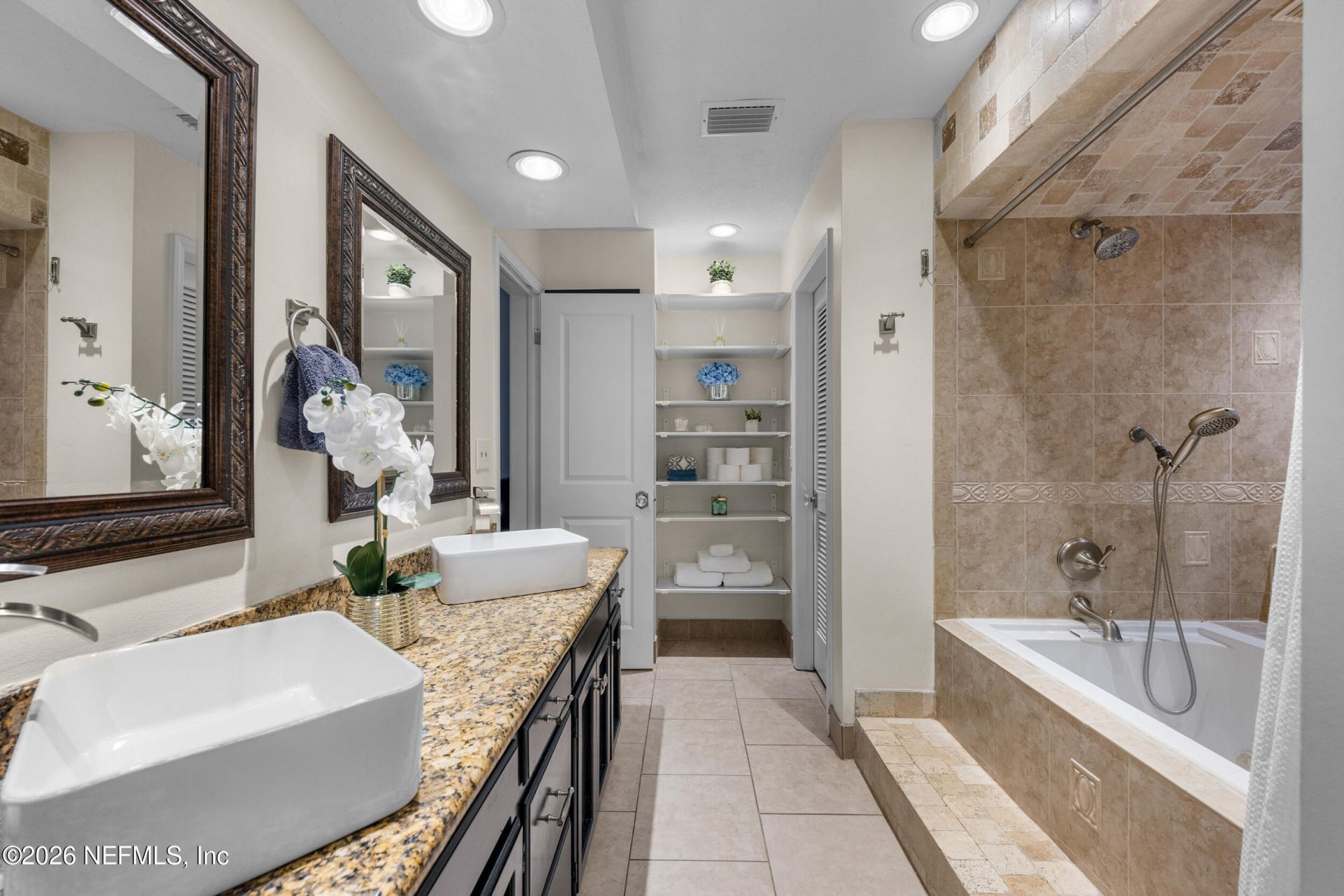 3510 Hidden Lake Drive E, Jacksonville, FL 32216 Photo