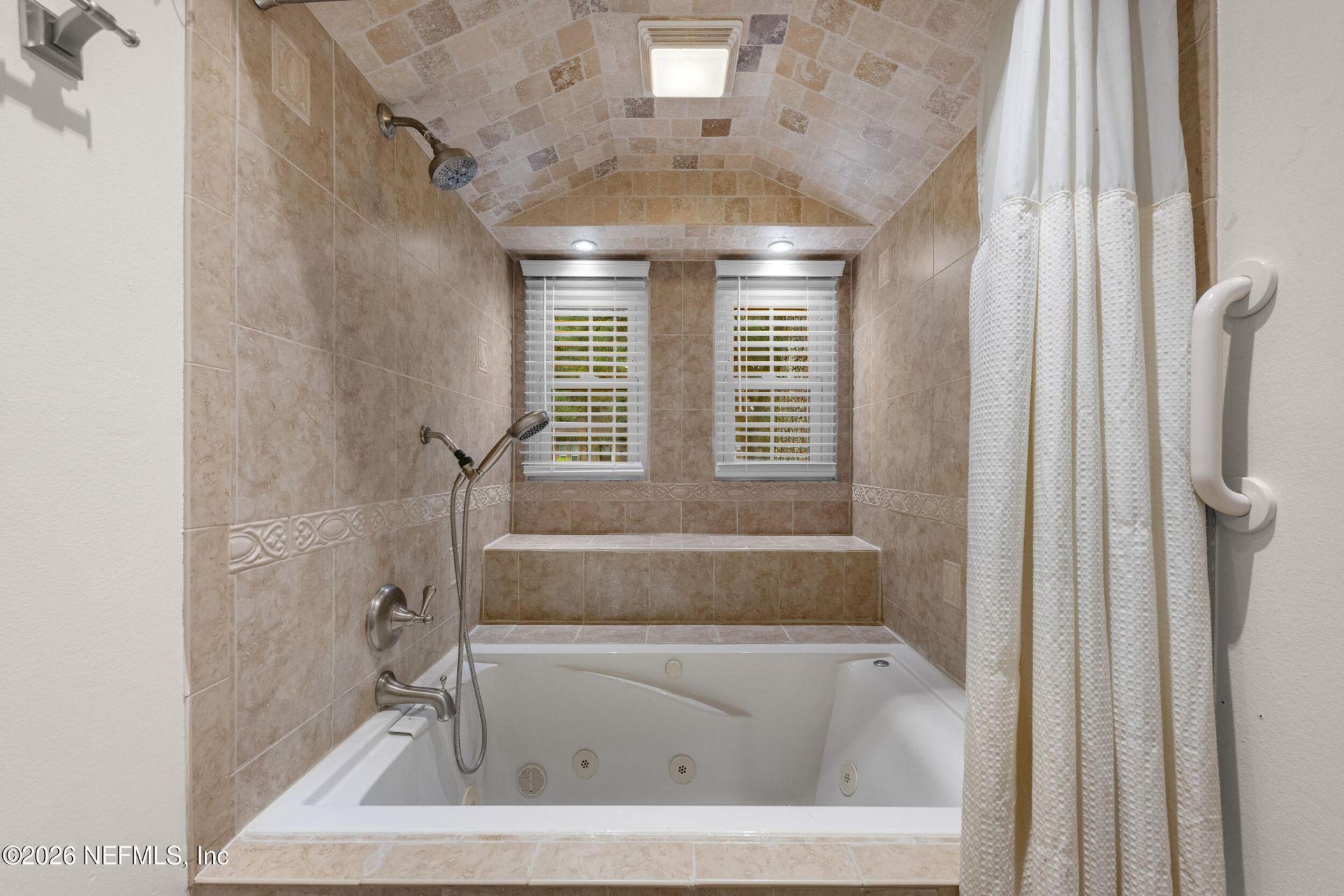3510 Hidden Lake Drive E, Jacksonville, FL 32216 Photo