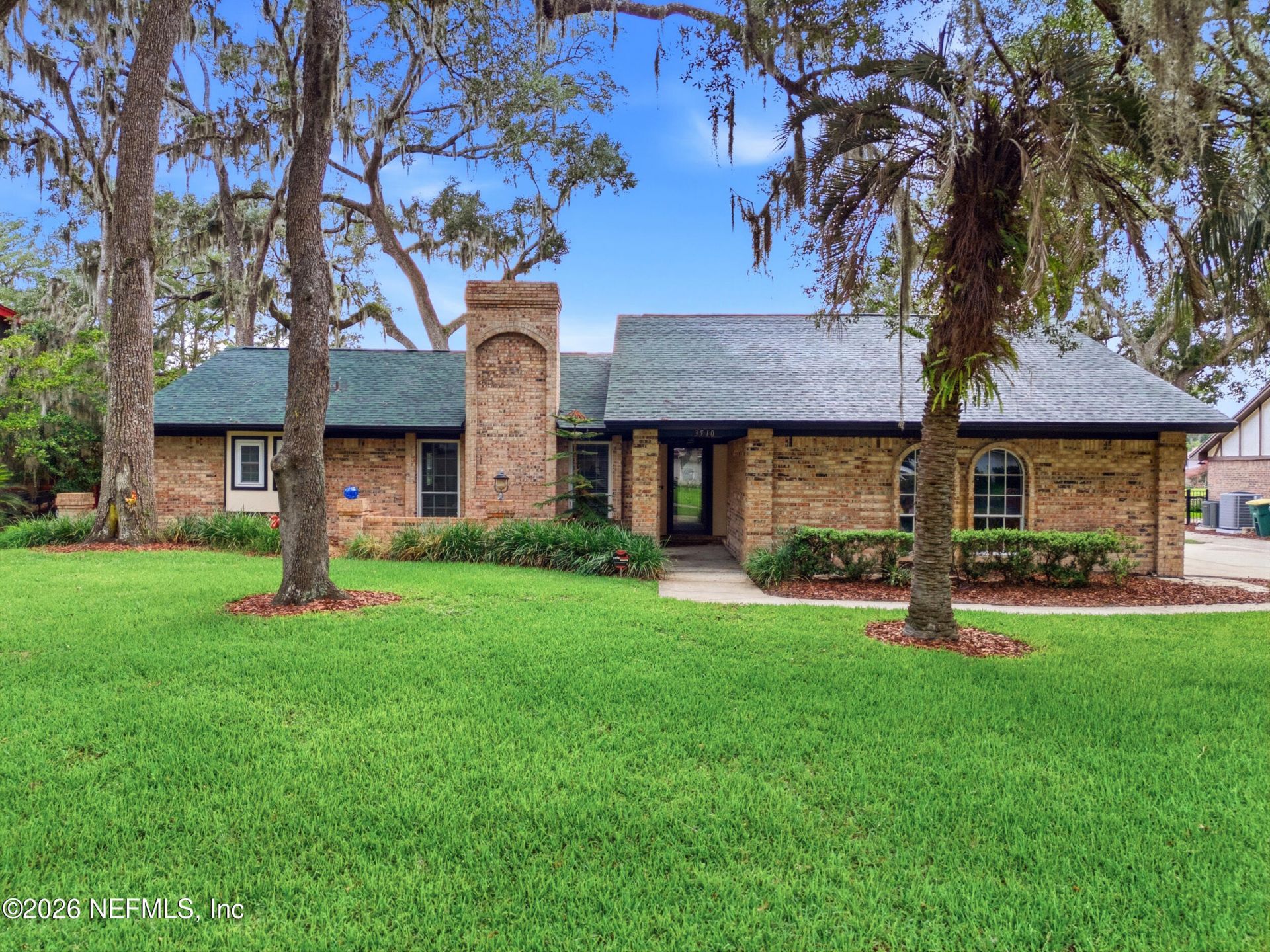 3510 Hidden Lake Drive E, Jacksonville, FL 32216 Photo
