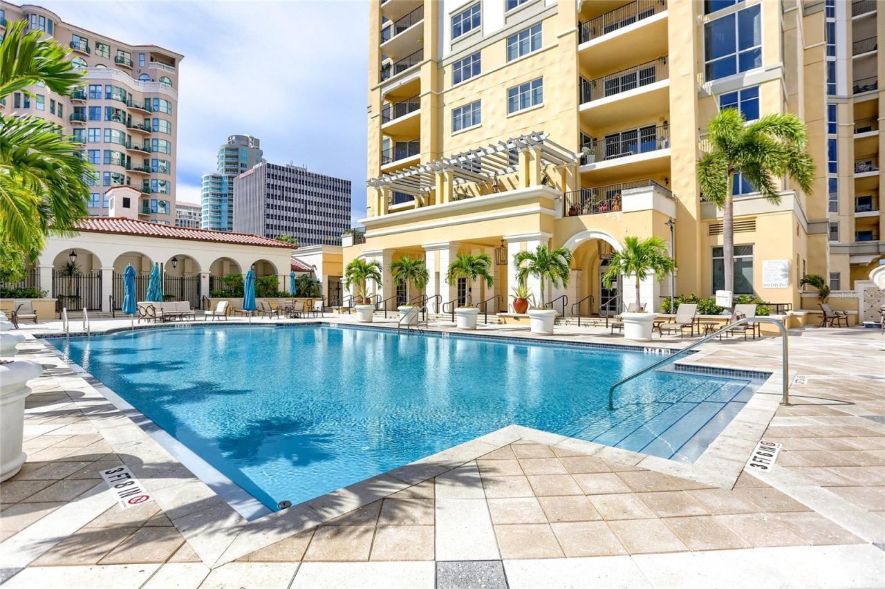 300 Beach Drive Ne, Unit 1904, Saint Petersburg, FL 33701 Photo