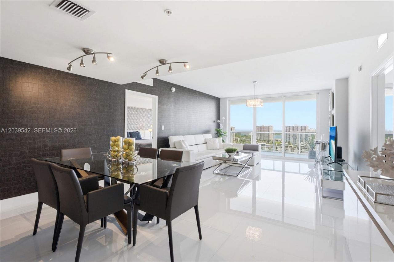 400 Sunny Isles Blvd , Unit 1817, Sunny Isles Beach, FL 33160 Photo