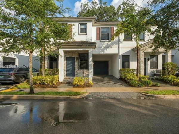 2821 SW 17th Ave, Fort Lauderdale, FL 33315