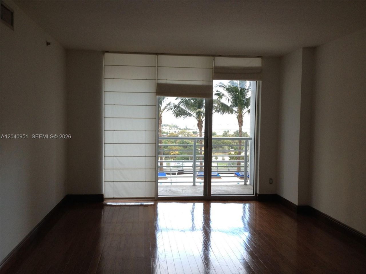 325 S Biscayne Blvd , Unit 1414, Miami, FL 33131 Photo