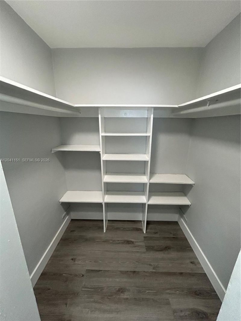 1346 Alton Rd , Unit B2, Miami Beach, FL 33139 Photo