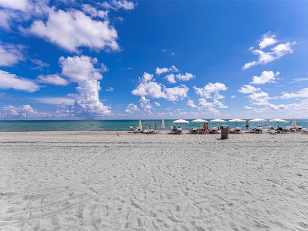 15901 Collins Ave , Unit 2805, Sunny Isles Beach, FL 33160