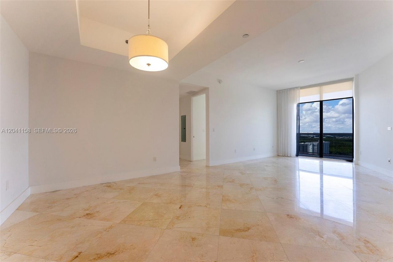 15901 Collins Ave , Unit 2805, Sunny Isles Beach, FL 33160 Photo