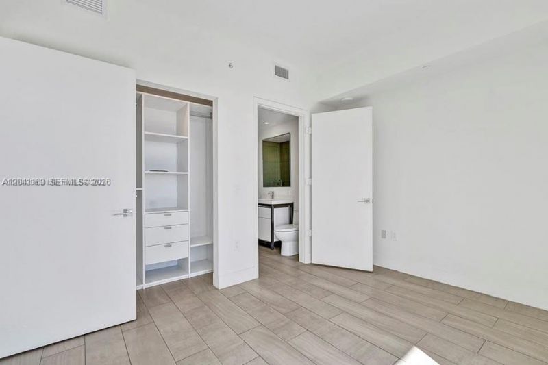 2000 S Metropica Way , Unit 907, Sunrise, FL 33323 Photo