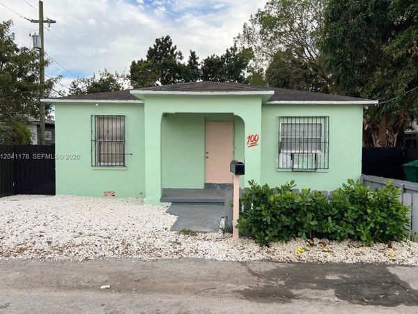 10 NW 71st St , Unit Front, Miami, FL 33150