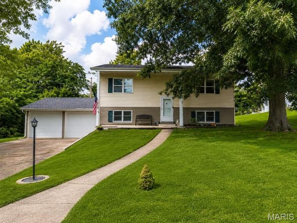1303 Woodlawn Drive, Rolla, MO 65401
