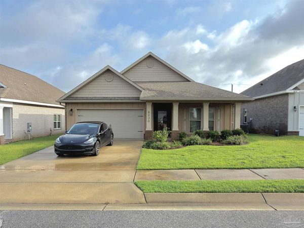 8026 Burnside Loop, Pensacola, FL 32526