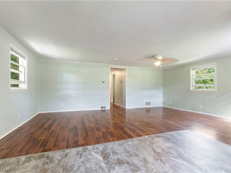 4659 State Route 39 NE, New Philadelphia, OH 44663 Photo 9