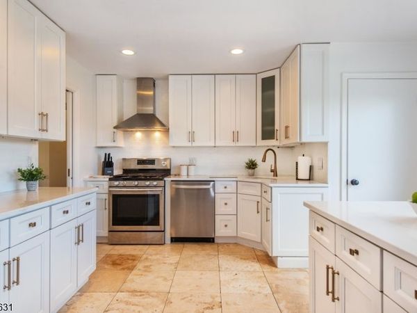 15 Bogert Pl, Clifton, NJ 07013