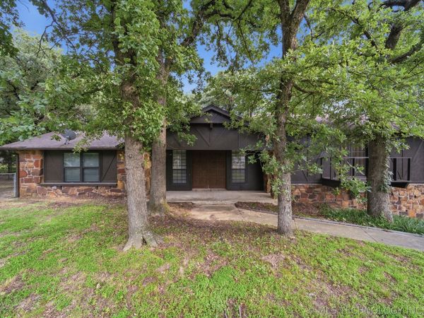 17618 W 1st Street S, Sand Springs, OK 74063