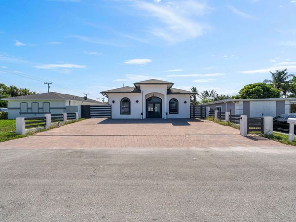 725 Mercury Street, West Palm Beach, FL 33406
