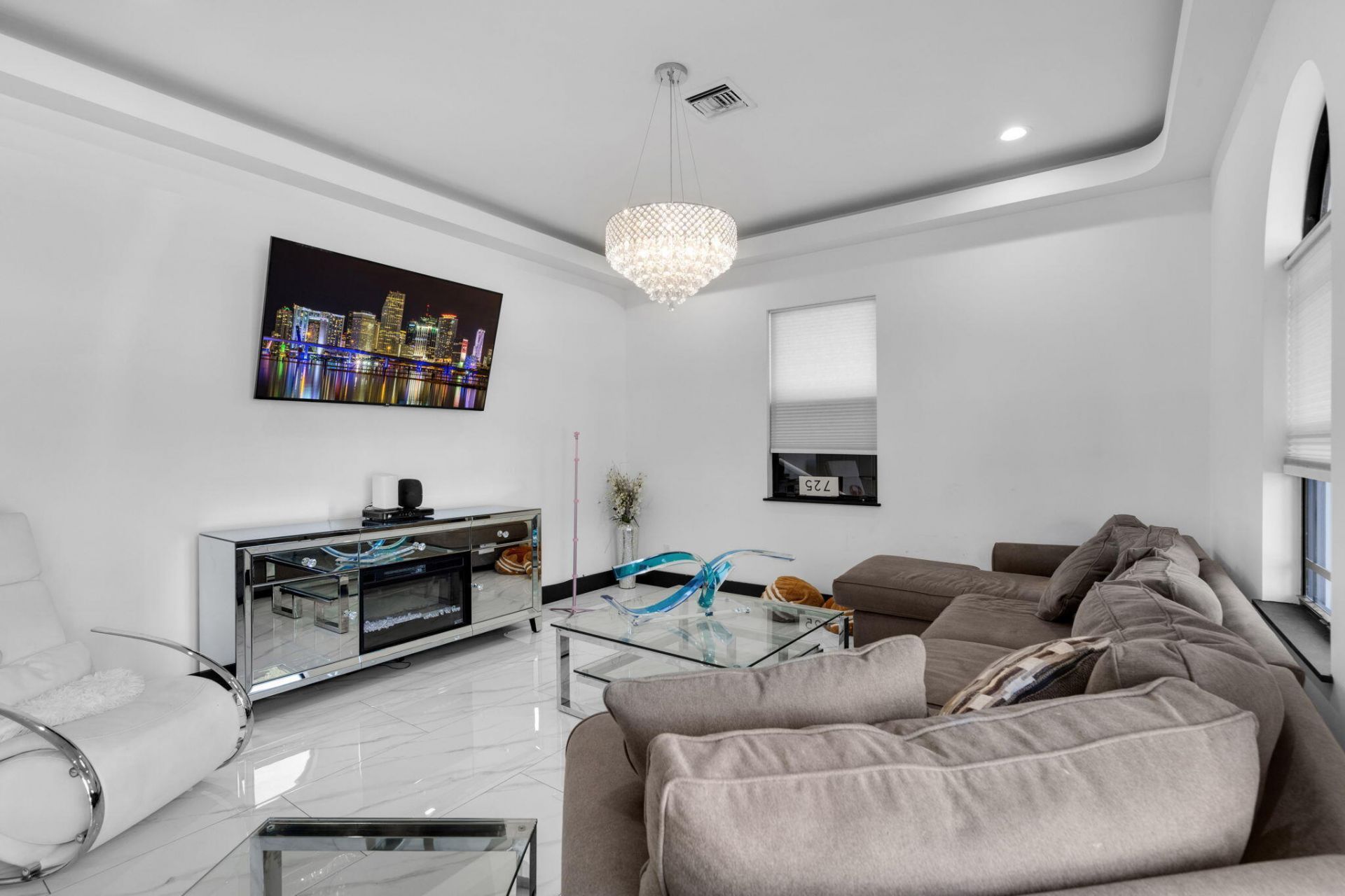 725 Mercury Street, West Palm Beach, FL 33406 Photo