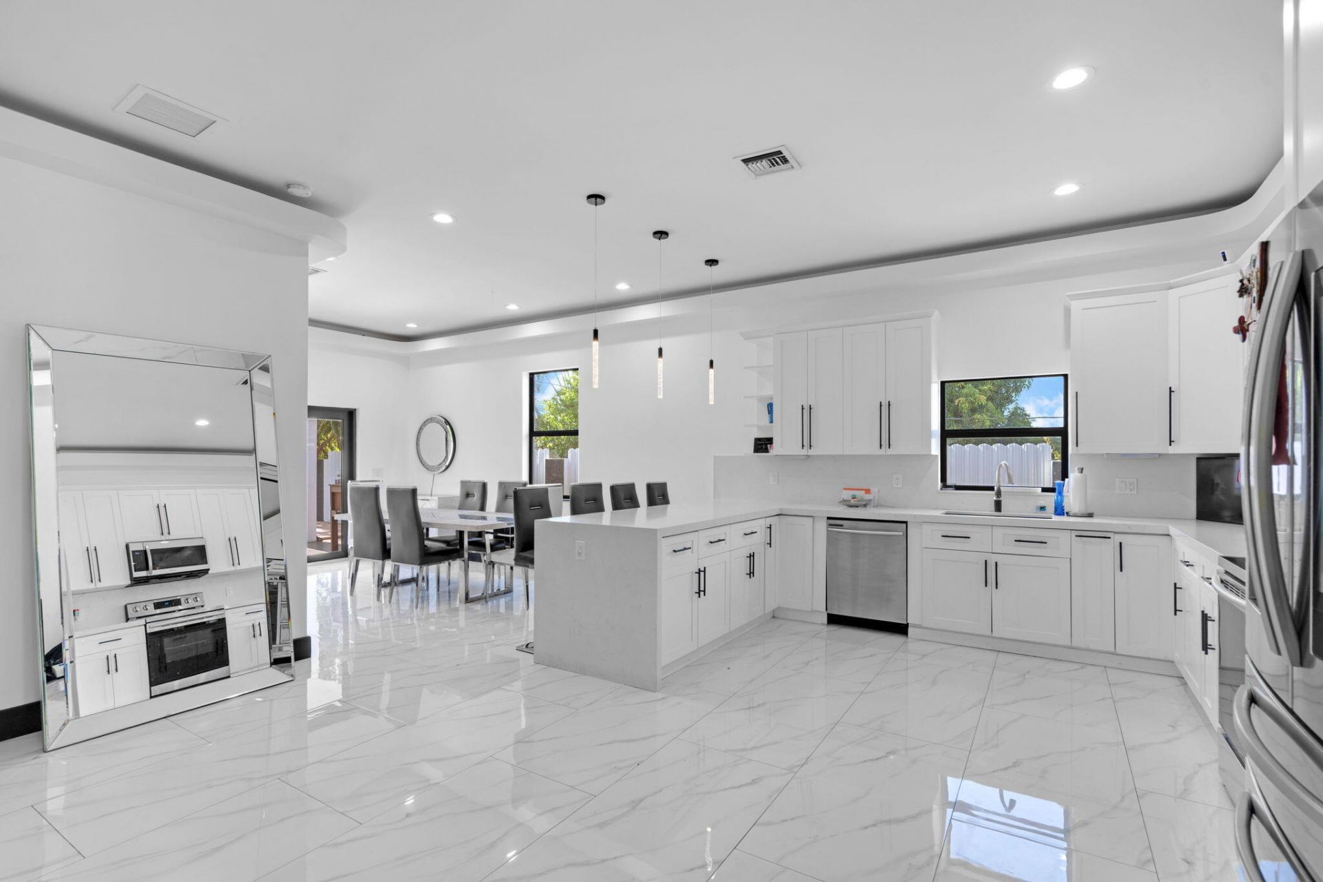 725 Mercury Street, West Palm Beach, FL 33406 Photo