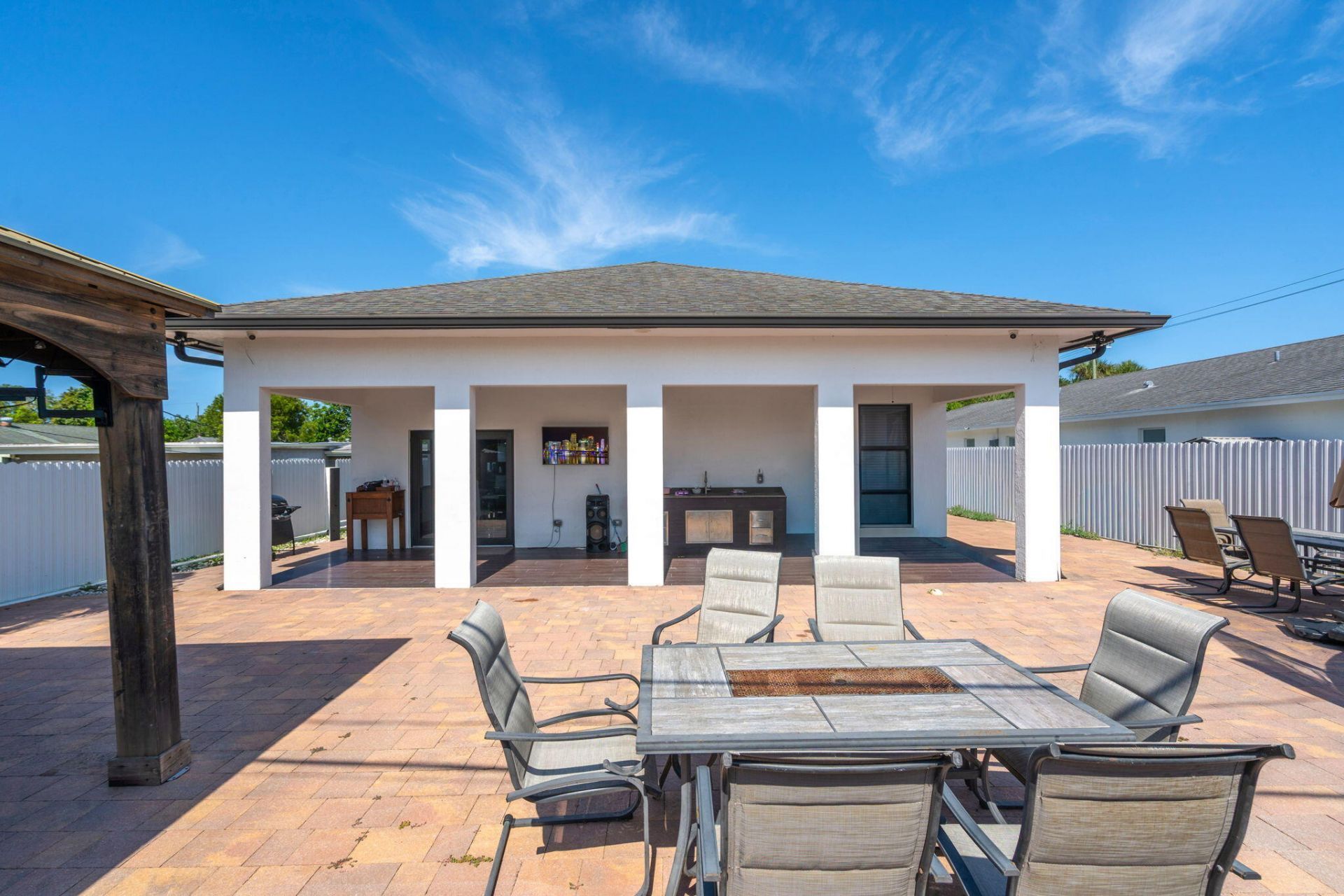 725 Mercury Street, West Palm Beach, FL 33406 Photo