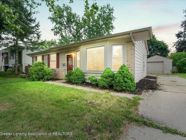 3261 Hepfer Road, Lansing, MI 48911