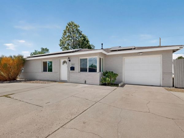7907 Indian School Road NE, Albuquerque, NM 87110