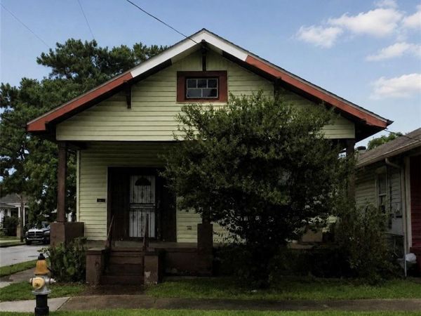 2502 CAMBRONNE Street , New Orleans, LA 70118