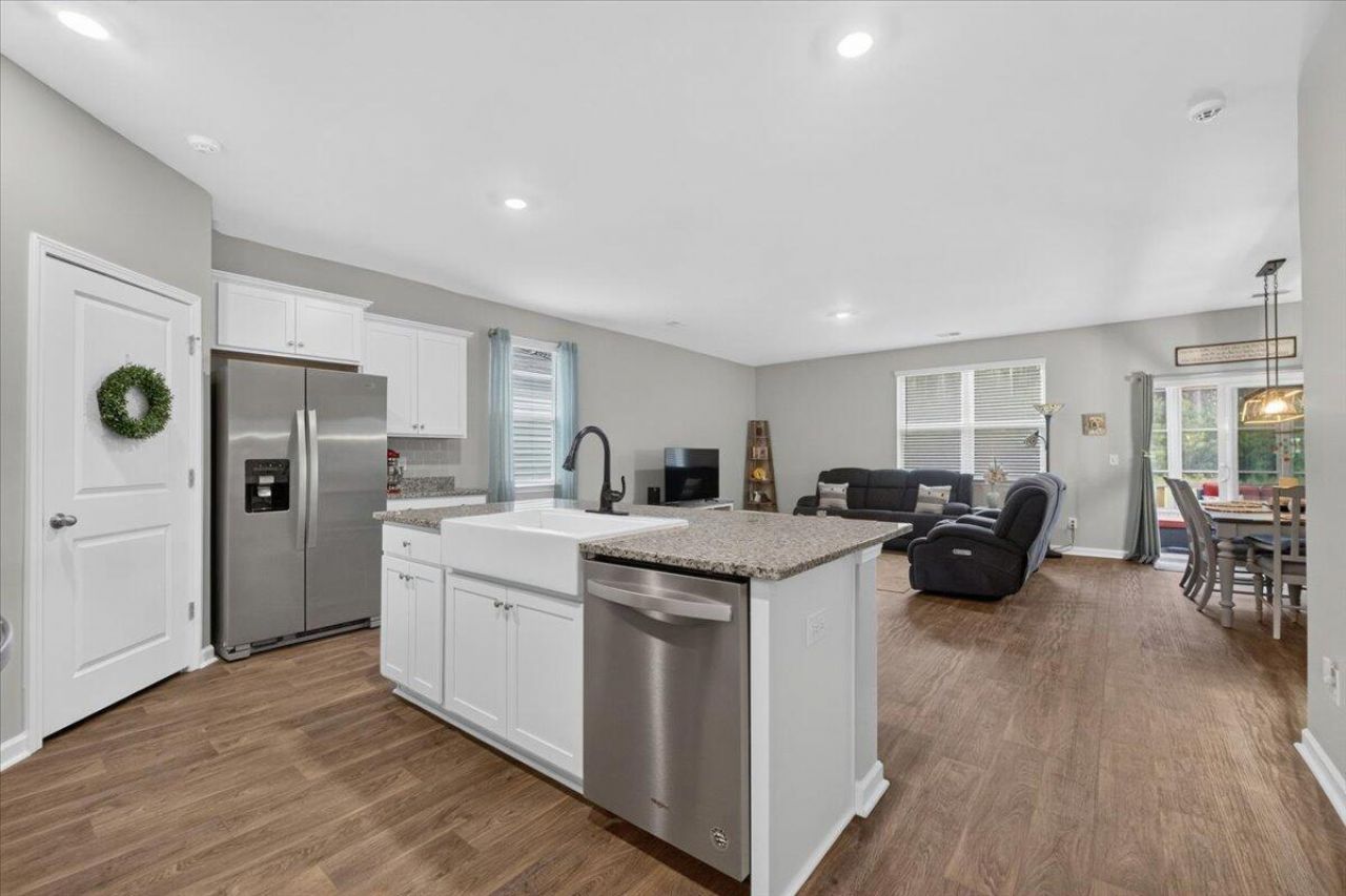 375 Azore Way Photo 15