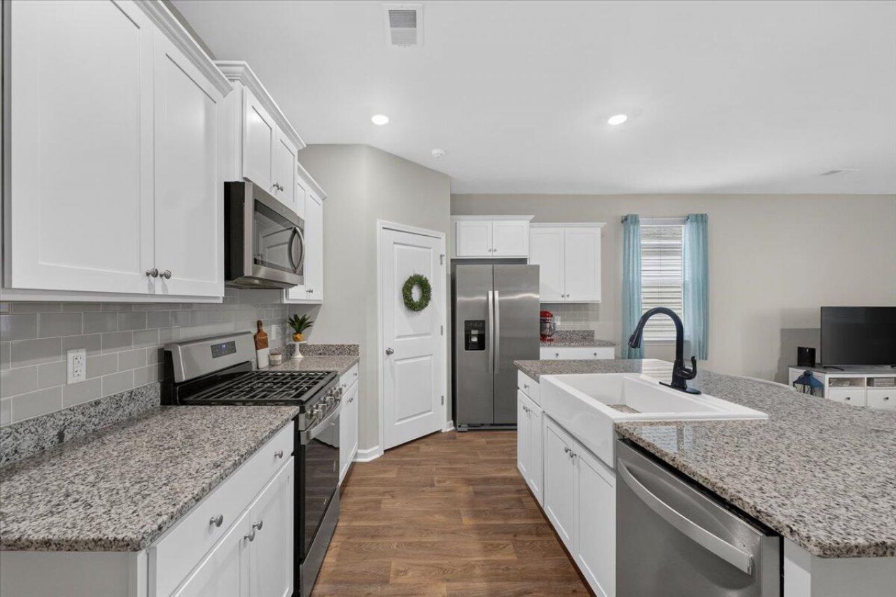 375 Azore Way Photo 16