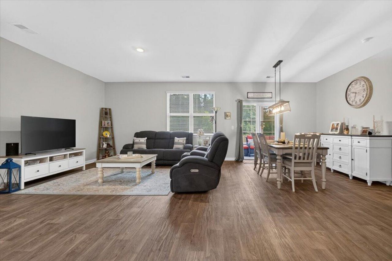375 Azore Way Photo 21