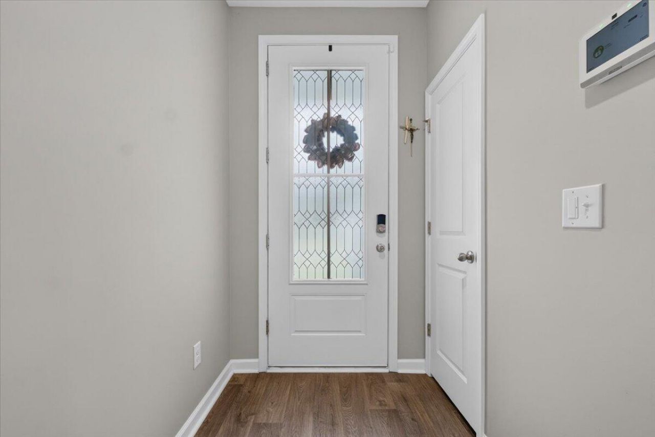 375 Azore Way Photo 6