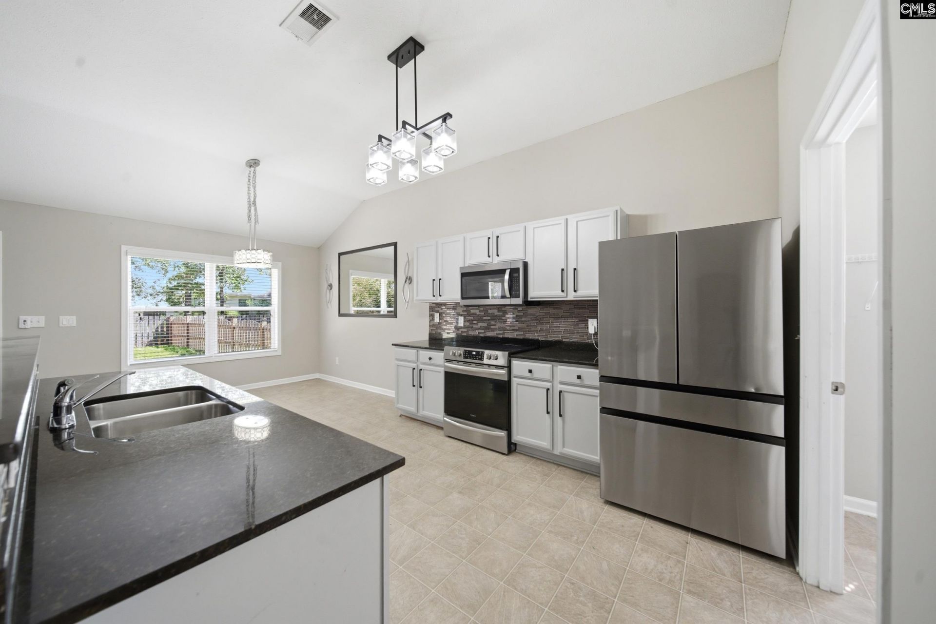175 Ashewicke Drive  Photo 10