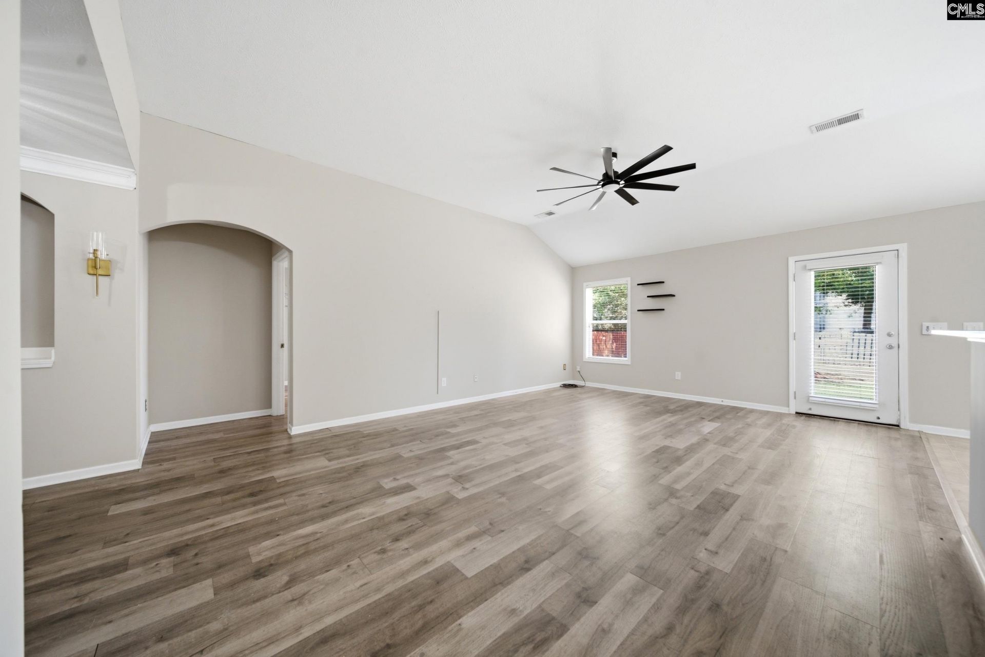 175 Ashewicke Drive  Photo 7