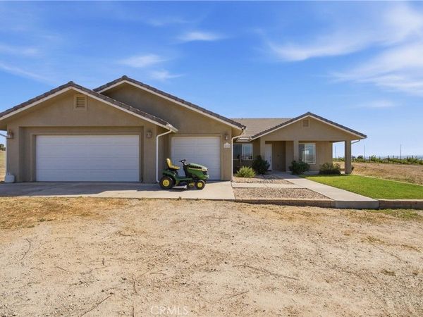 8020 Baron, Paso Robles, CA 93446