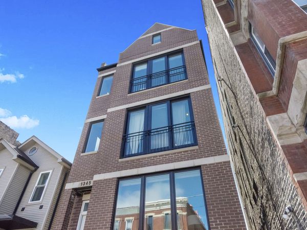 1345 W Huron Street , Unit 2, Chicago, IL 60642