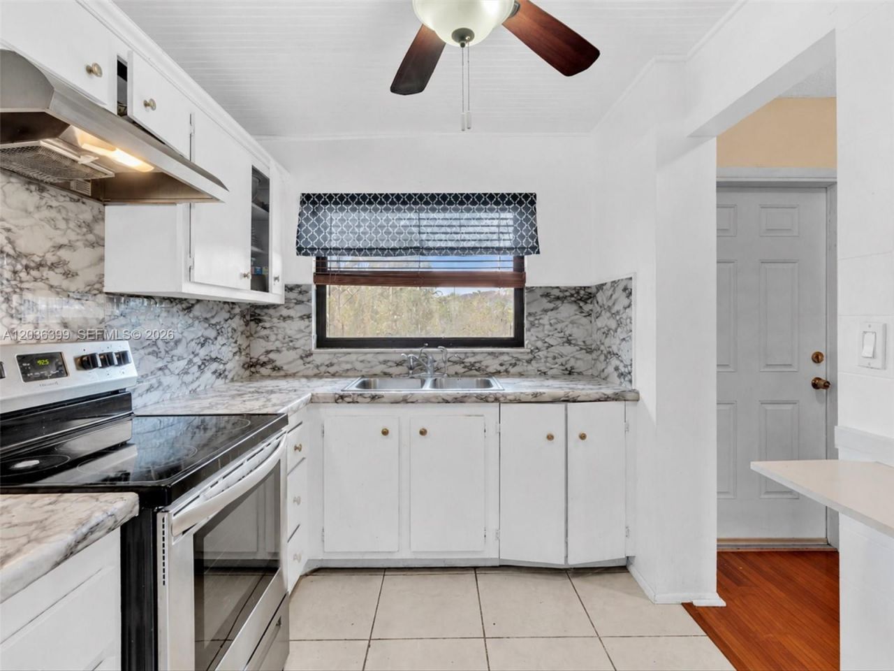 8902 Palm Tree Ln, Unit 8902, Pembroke Pines, FL 33024 Photo