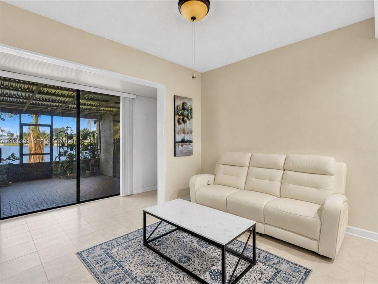 8902 Palm Tree Ln, Unit 8902, Pembroke Pines, FL 33024 Photo