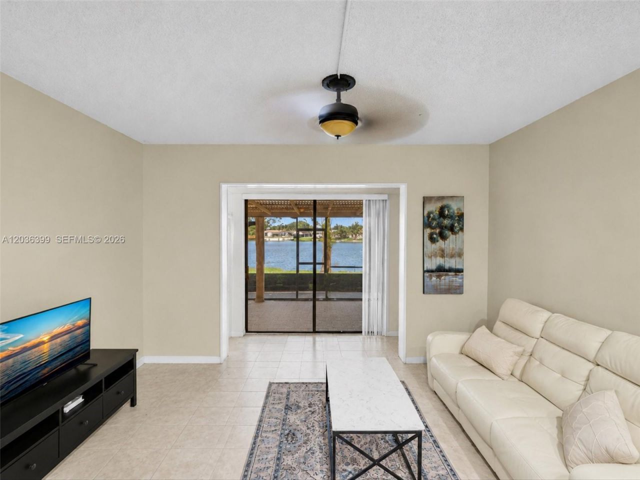 8902 Palm Tree Ln, Unit 8902, Pembroke Pines, FL 33024 Photo