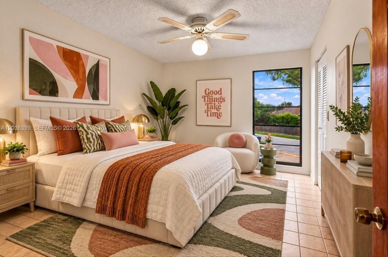 8902 Palm Tree Ln, Unit 8902, Pembroke Pines, FL 33024 Photo