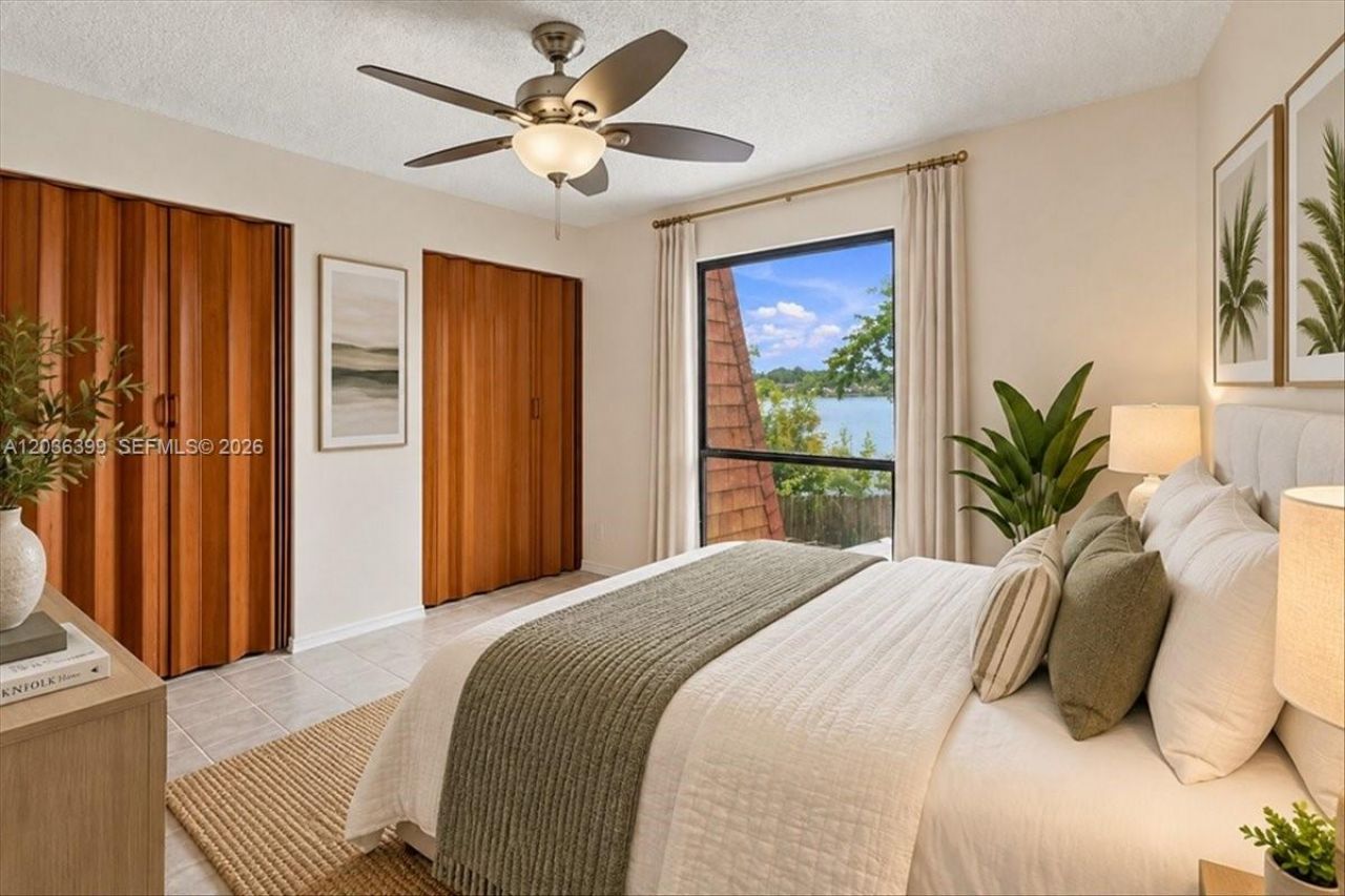 8902 Palm Tree Ln, Unit 8902, Pembroke Pines, FL 33024 Photo