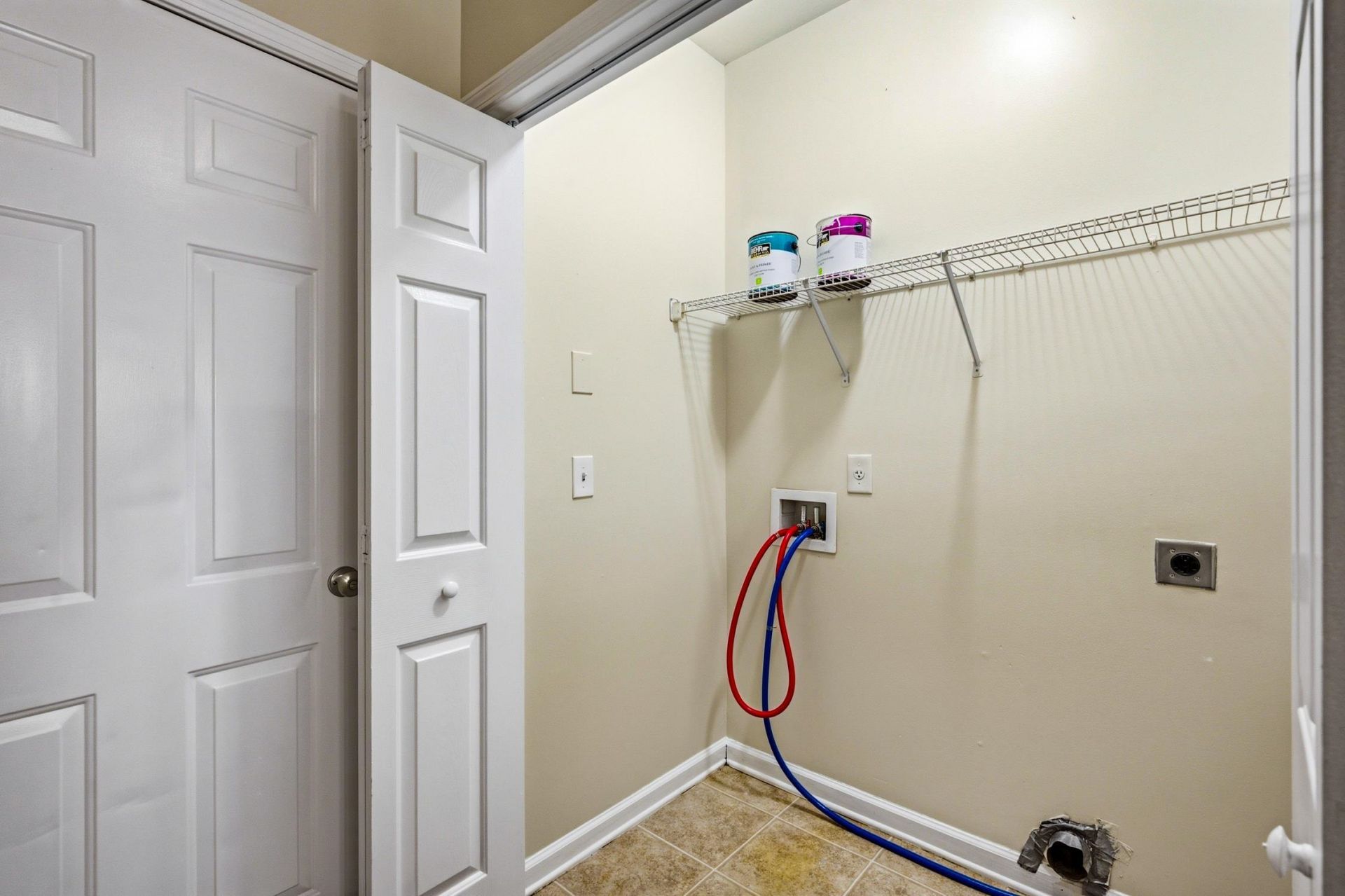 4693 Farm Lake Dr. Photo 24