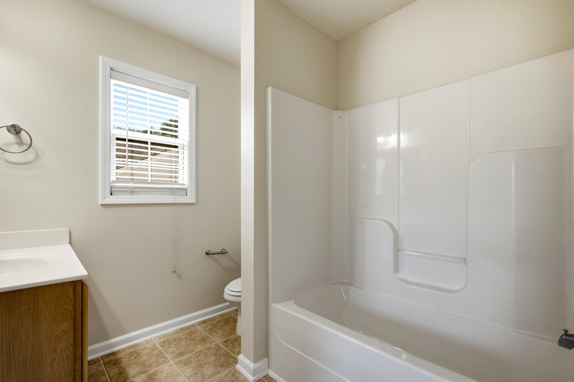 4693 Farm Lake Dr. Photo 44