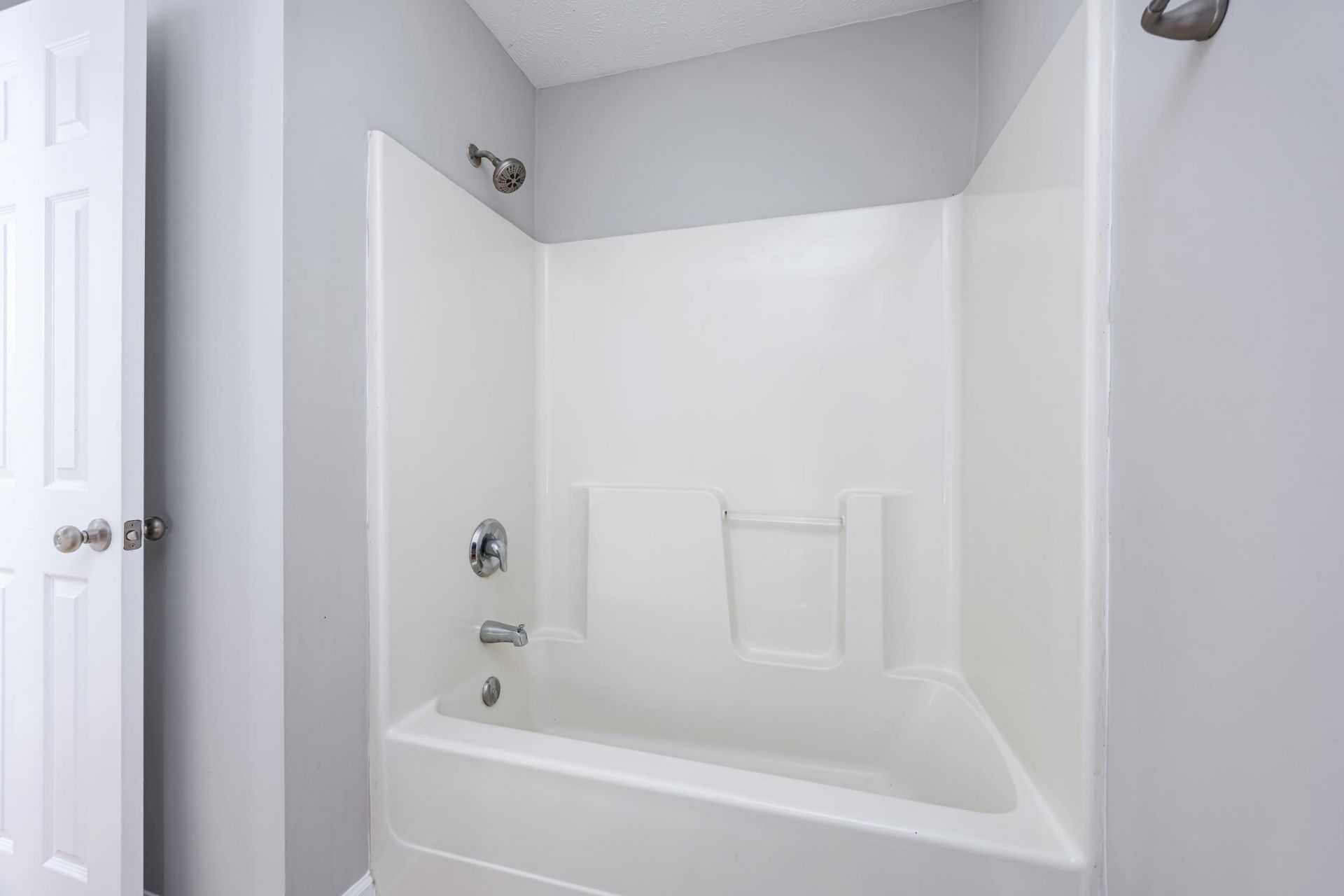 598 W Perry Rd. Photo 20