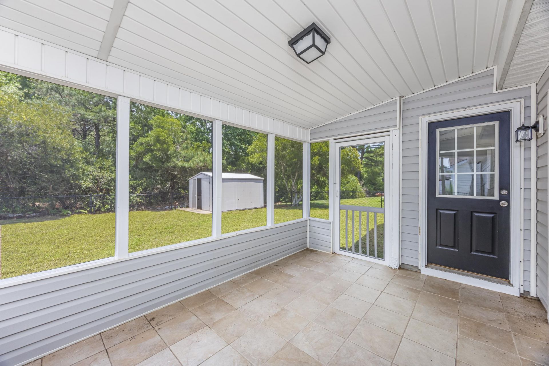 598 W Perry Rd. Photo 25