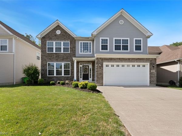 32819 Rebecca Lane , Avon Lake, OH 44012