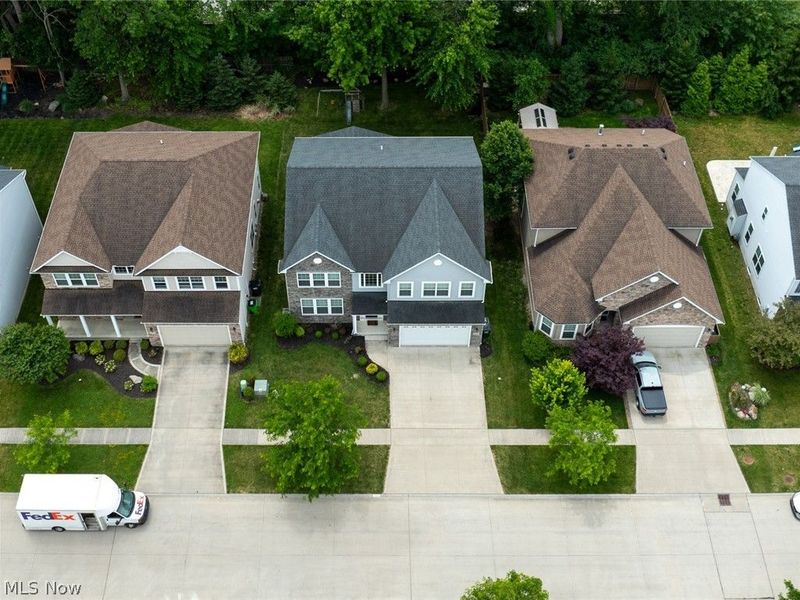32819 Rebecca Lane, Avon Lake, OH 44012 Photo 2