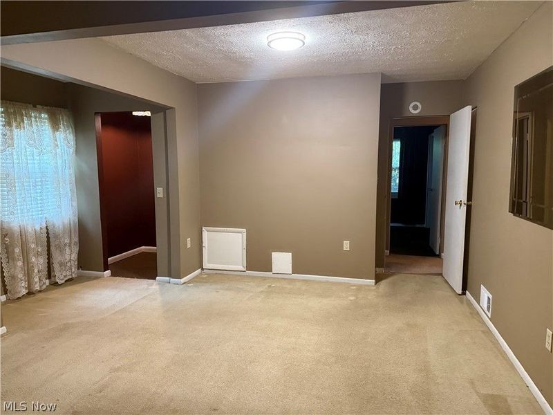 2031 Hillside Terrace, Akron, OH 44305 Photo 15