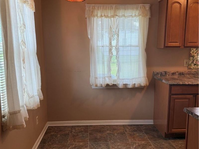 2031 Hillside Terrace, Akron, OH 44305 Photo 8
