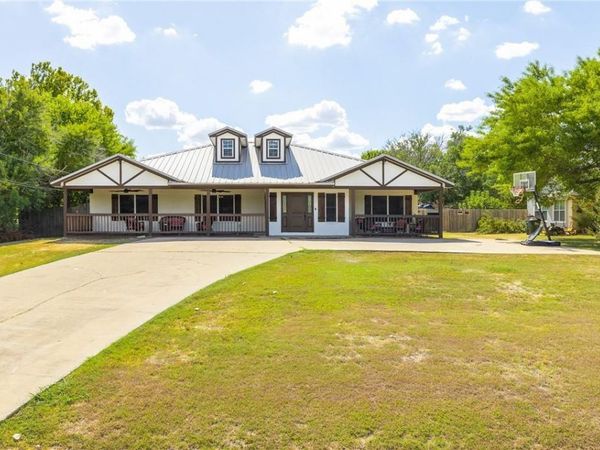 112 Old West TRL , Buda, TX 78610