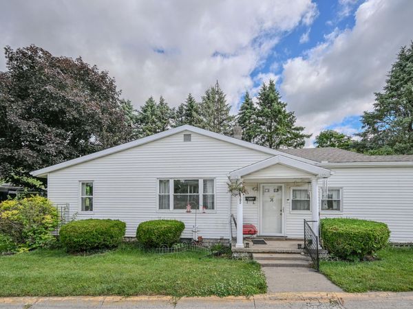 1302 N Yellow Springs Street, Springfield, OH 45504